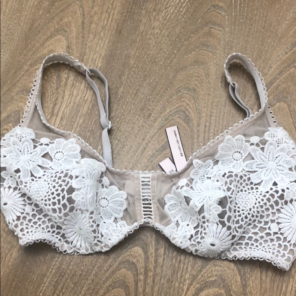 Victoria Secret Bra